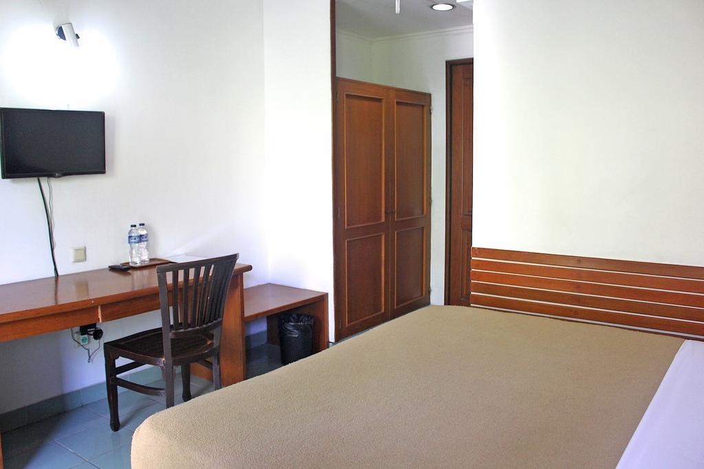 Hotel Winotosastro Garden Yogyakarta Dış mekan fotoğraf